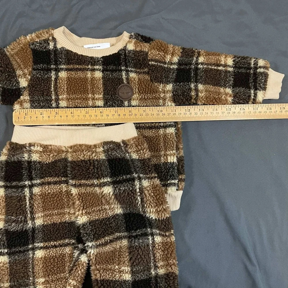 Timberland Kids 12M Brown Plaid Sherpa Fleece Sweatshirt and Pants Set - Picture 7 of 7